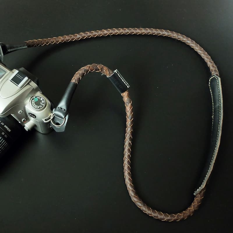 สายกล้อง หนังแท้ คล้องคอ Weaving Rope Strap แฮนด์เมค สีน้ำตาล